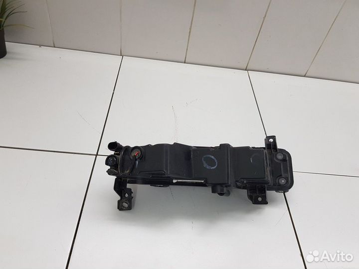 Фара противотуманная передняя левая