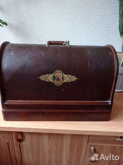 Швейная машинка