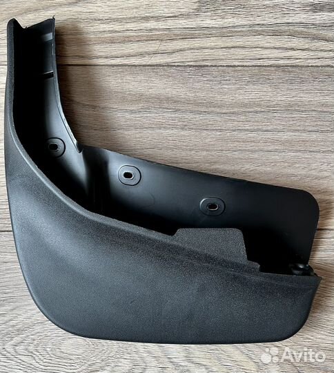 Брызговики VW Touareg NF (2)