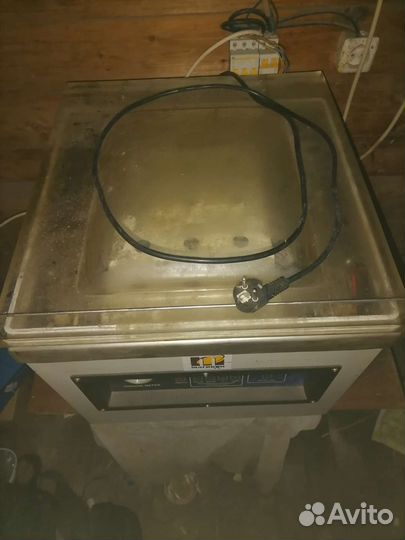 Вакуумный упаковщик