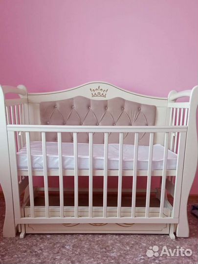 Детская кроватка
