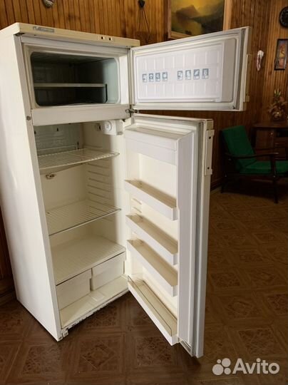 Холодильник бу отдам бесплатно