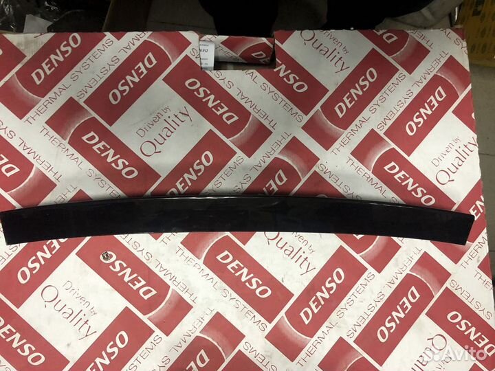 Фонарь задний (стоп сигнал) Land Rover Range Rover