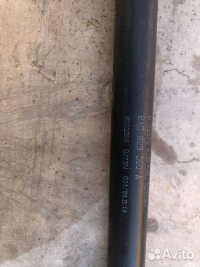 Амортизатор капота ауди 80