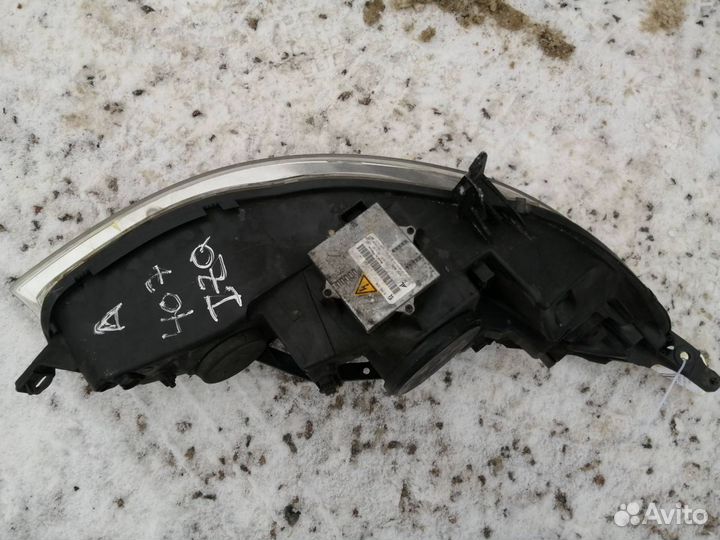 Фара Левая Ксенон Пежо 407 левый руль