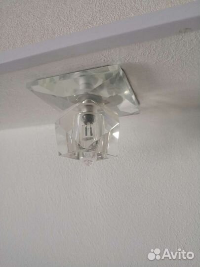 Светильник потолочный