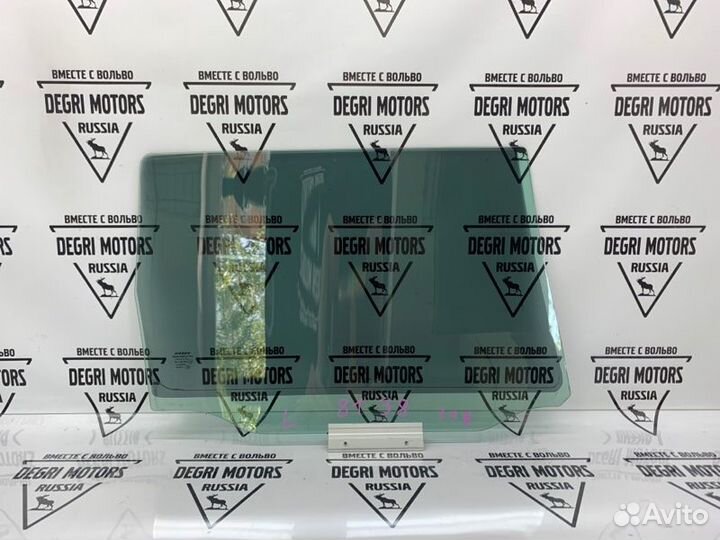 Стекло задней левой двери Volvo V70 XC70 2000-2008