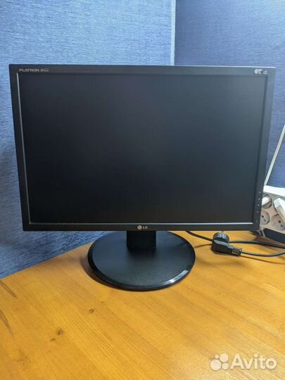 Монитор LG Flatron L204WT