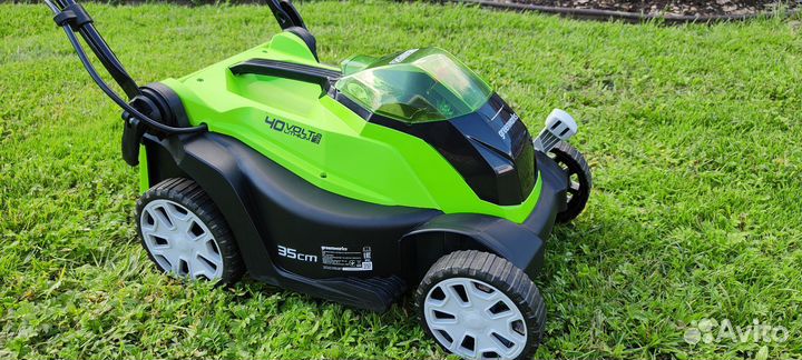 Газонокосилка аккумуляторная greenworks G40LM35