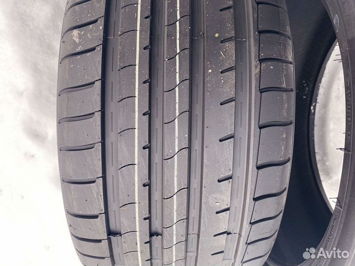 Windforce Catchfors UHP 275/35 R19