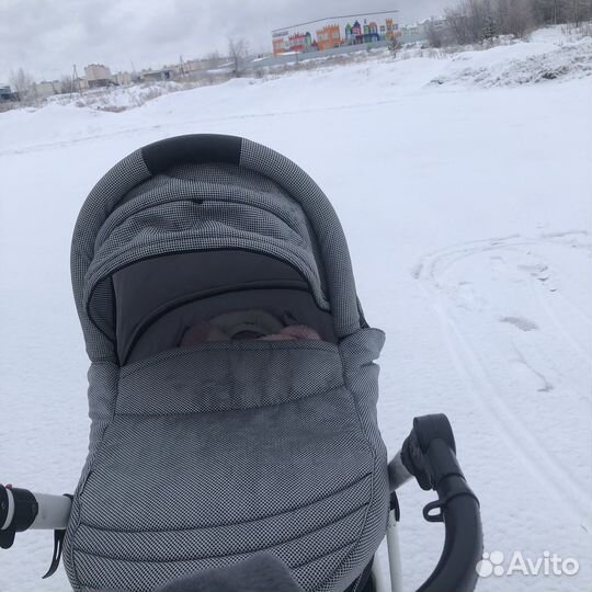 Коляска 2 в 1 adamex