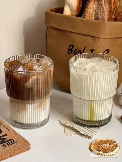 Стеклянные стаканы