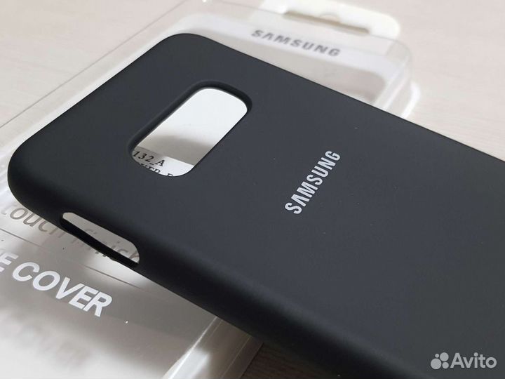 Чехлы для samsung S10e (2 вида) и Защитное стекло