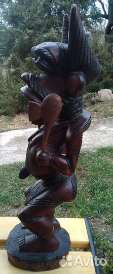 Резная фигура из твердого дерева, Африка