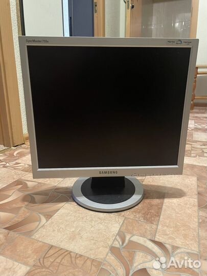 Монитор Samsung