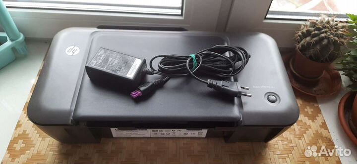 Принтер HP deskjet 1000
