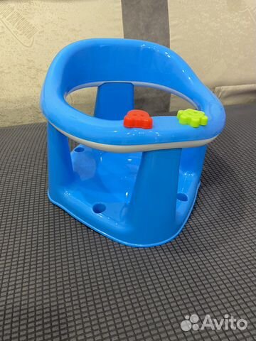 Стульчик для купания в ванной
