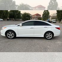 Hyundai Sonata 2.4 AT, 2012, 170 000 км, с пробегом, цена 950 000 руб.