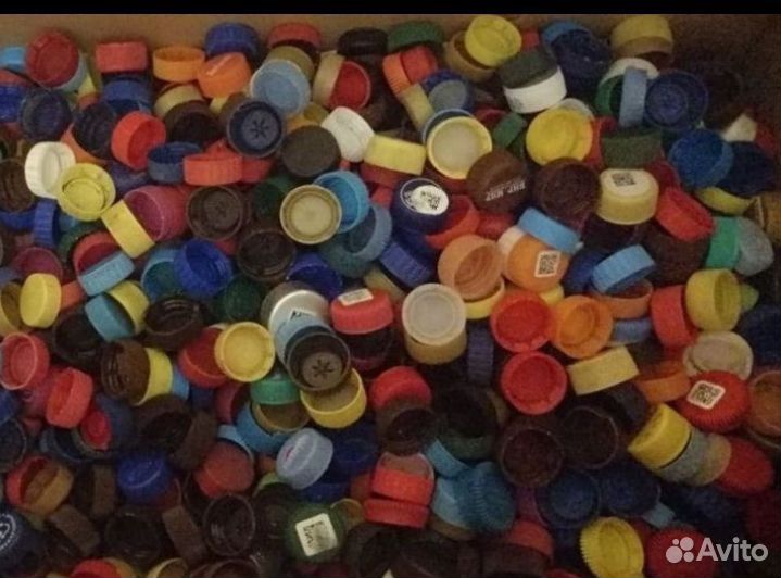 Крышки пластиковые от бутылки бу