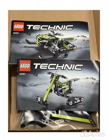 Lego Technic 2 в 1 арт. 42021 Снегоход