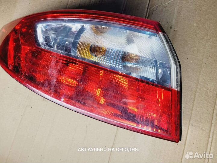 Фонарь задний левый fluence