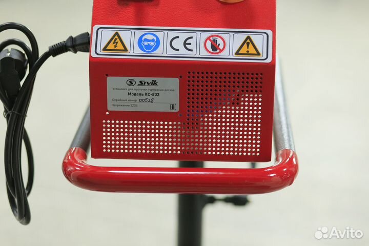 Станок для проточки поверхности тормозного диска