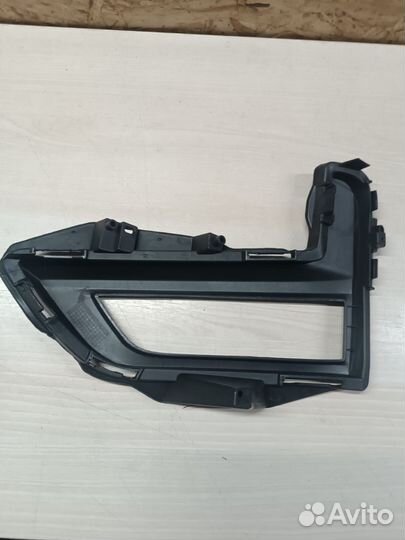 Рамка птф правая Nissan X-Trail T32