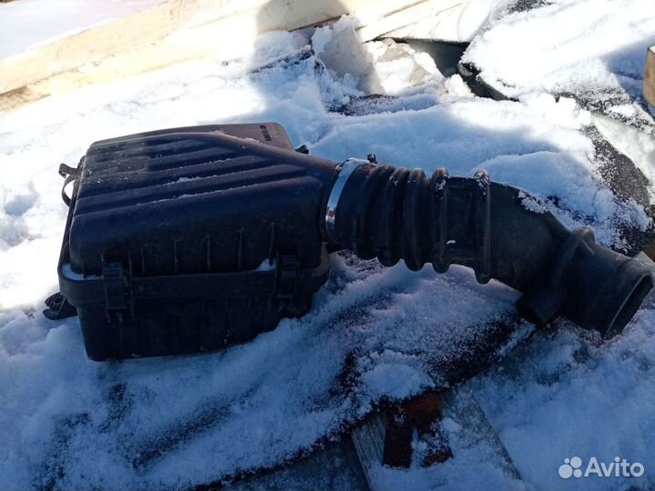 Корпус воздушного фильтра гофра. Шевролет ланос