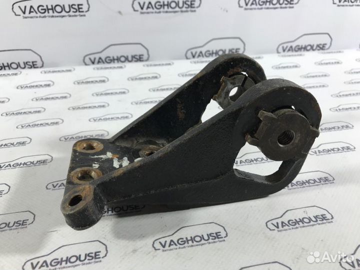 Кронштейн кпп Ford Cougar 1999