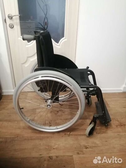 Коляска инвалидная