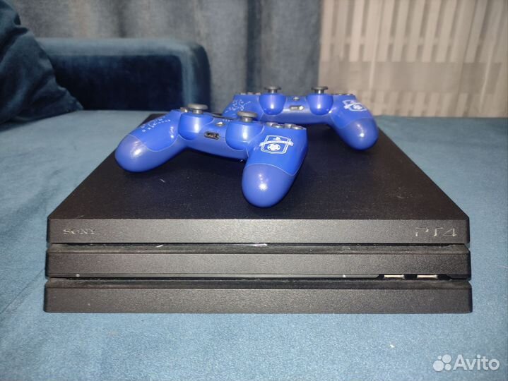Sony PS4 pro 1tb