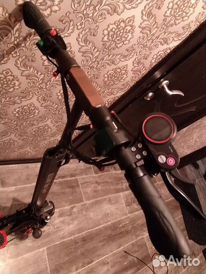 Электросамокат kugo maks spid