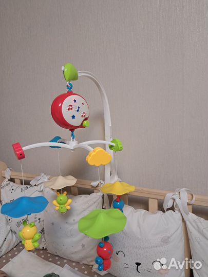 Мобиль на кроватку с подсветкой и музыкой