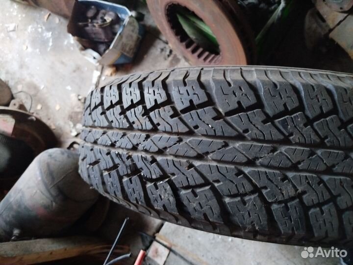 Bridgestone Dueler A/T 215/70 R16