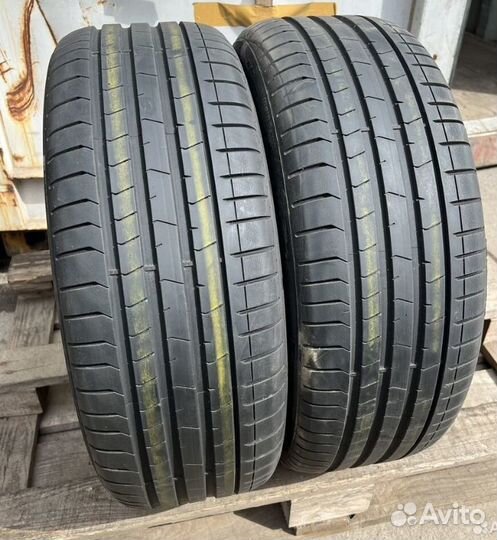 Pirelli P Zero PZ4 225/45 R19