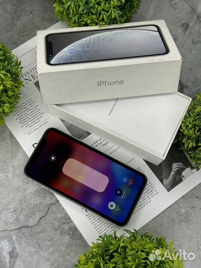 iPhone Xr, 64 ГБ