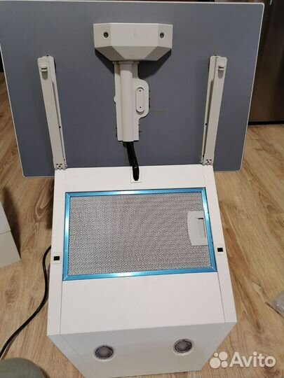 Наклонная вытяжка Schaub Lorenz SLD DL5118