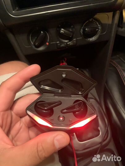 Беспроводныее наушники K55