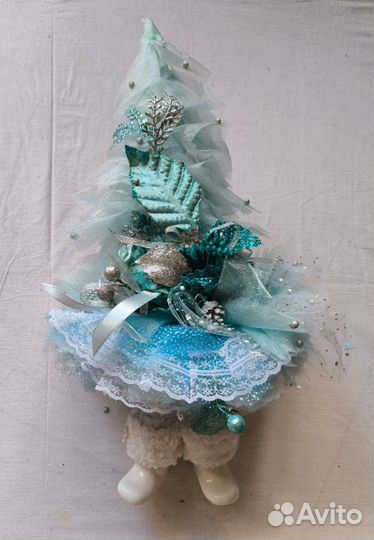 Елка топотушка