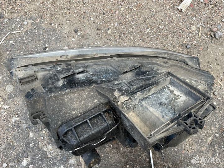 Фара левая Audi A4 B6 2000-2004 седан 2 2002 V91