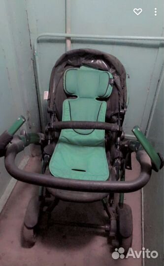 Коляска прогулочная