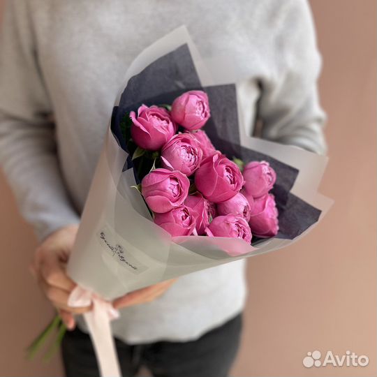 Букет цветов «Фиолет» (Роза кустовая пионовидная)