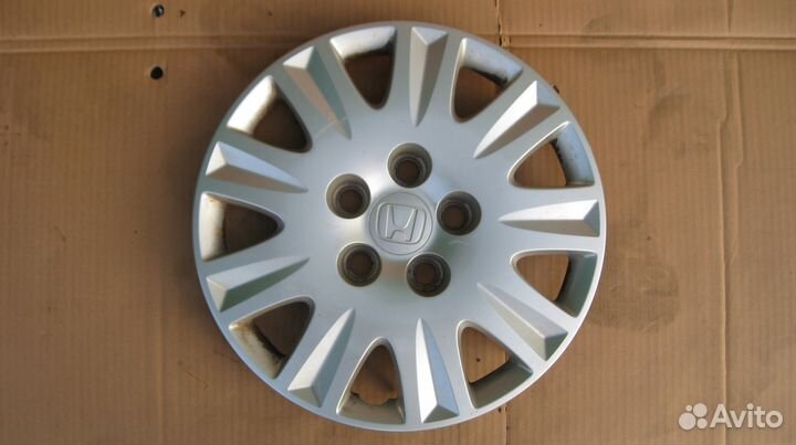Колпак колеса Honda Civic 4d