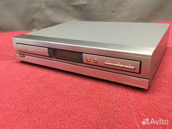 Кассетные магнитофоны JVC D-E3U и Denon DR-210