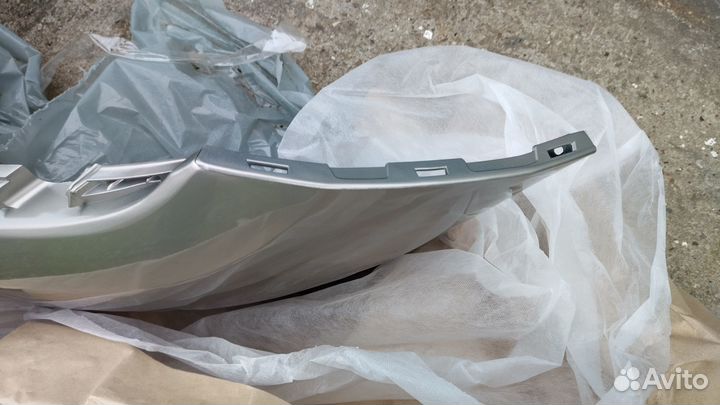 Бампер передний Renault Logan 2