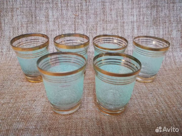 Графин и 6 стопок. СССР. Толстое стекло. Позолота