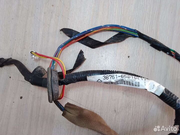 Проводка задней двери Suzuki Grand Vitara 98-05