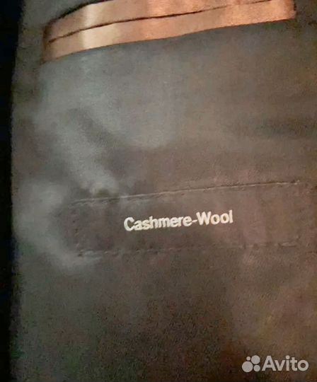 Пальто мужское Hugo boss р.50,оригинал