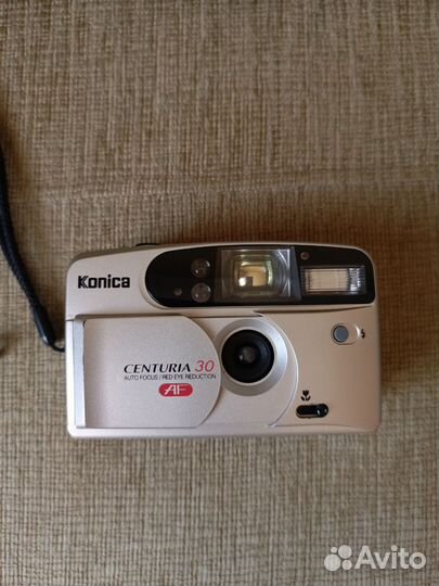 Пленочный фотоаппарат Konica Centuria 30