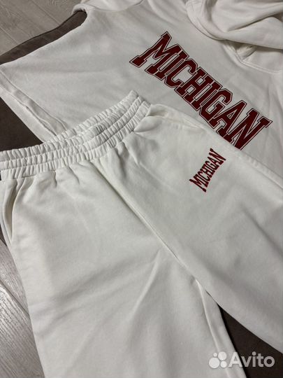 Спортивный костюм женский 42-46